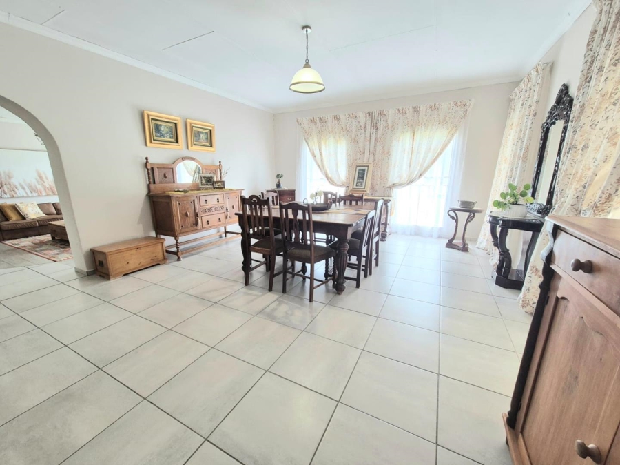 5 Bedroom Property for Sale in Roodewal Free State
